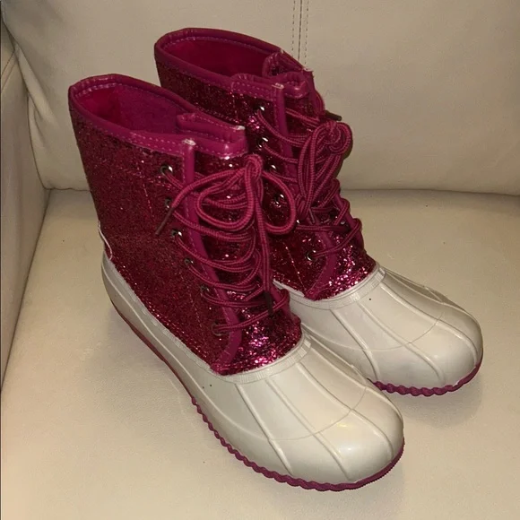 Sugar Pink and White Glitter Boots - Picture 2 of 6